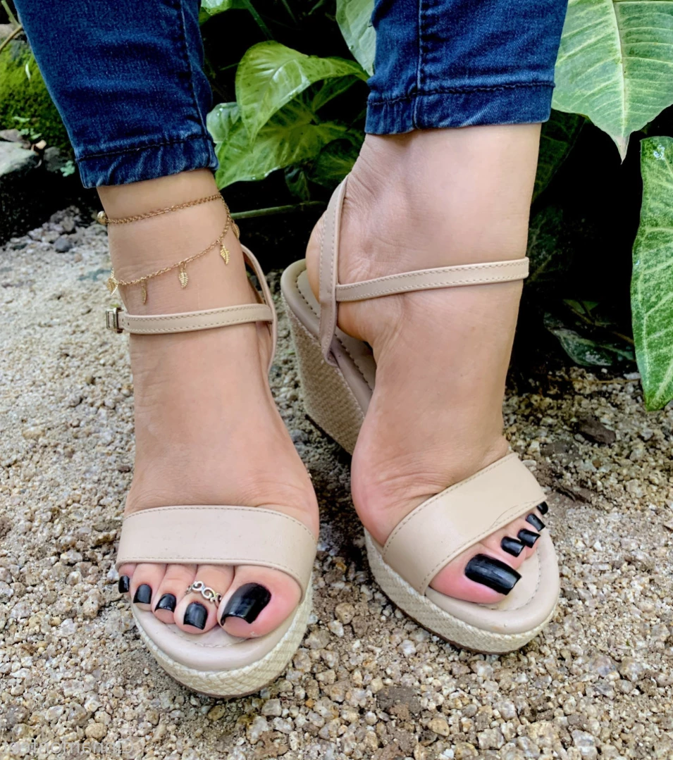 Goddess Cinnamon VIP👣👸🏻 [ cinnamonfeet2 ] Onlyfans leaked photo 11116726 on Hotleaks.tv