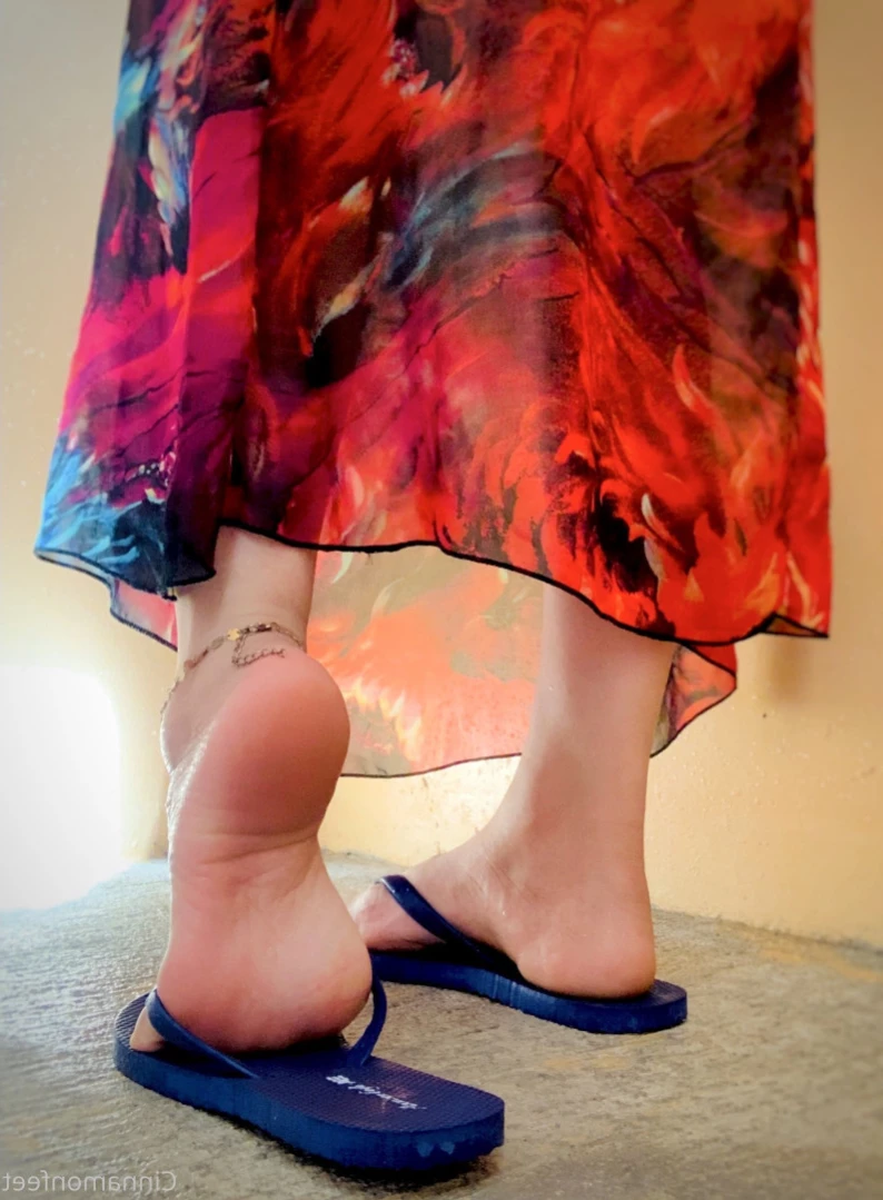 Goddess Cinnamon VIP👣👸🏻 [ cinnamonfeet2 ] Onlyfans leaked photo 11116751 on Hotleaks.tv