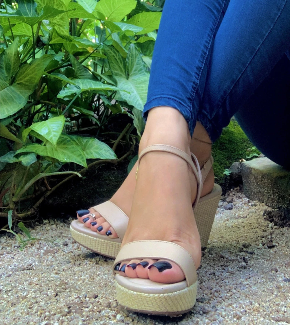 Goddess Cinnamon VIP👣👸🏻 [ cinnamonfeet2 ] Onlyfans leaked photo 11116770 on Hotleaks.tv