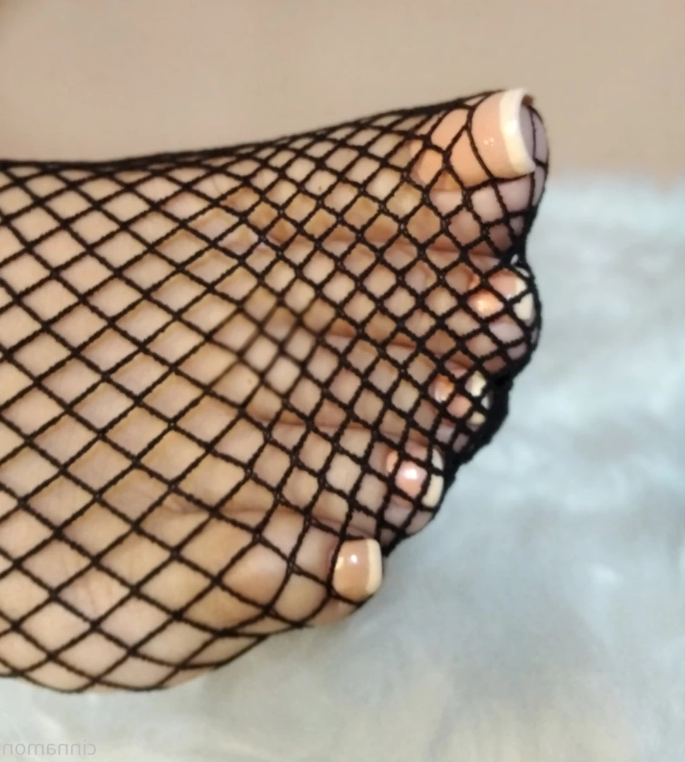 Goddess Cinnamon VIP👣👸🏻 [ cinnamonfeet2 ] Onlyfans leaked photo 11116799 on Hotleaks.tv