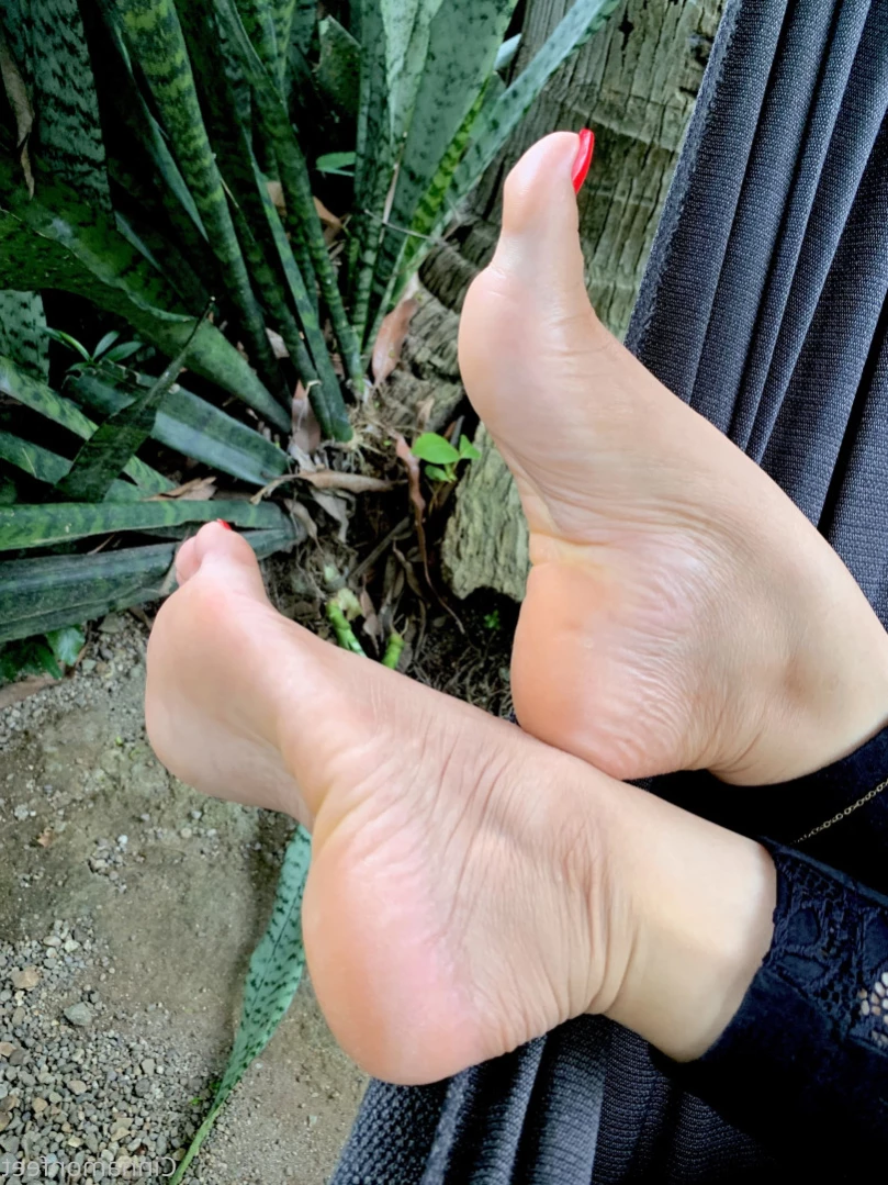 Goddess Cinnamon VIP👣👸🏻 [ cinnamonfeet2 ] Onlyfans leaked photo 11116830 on Hotleaks.tv