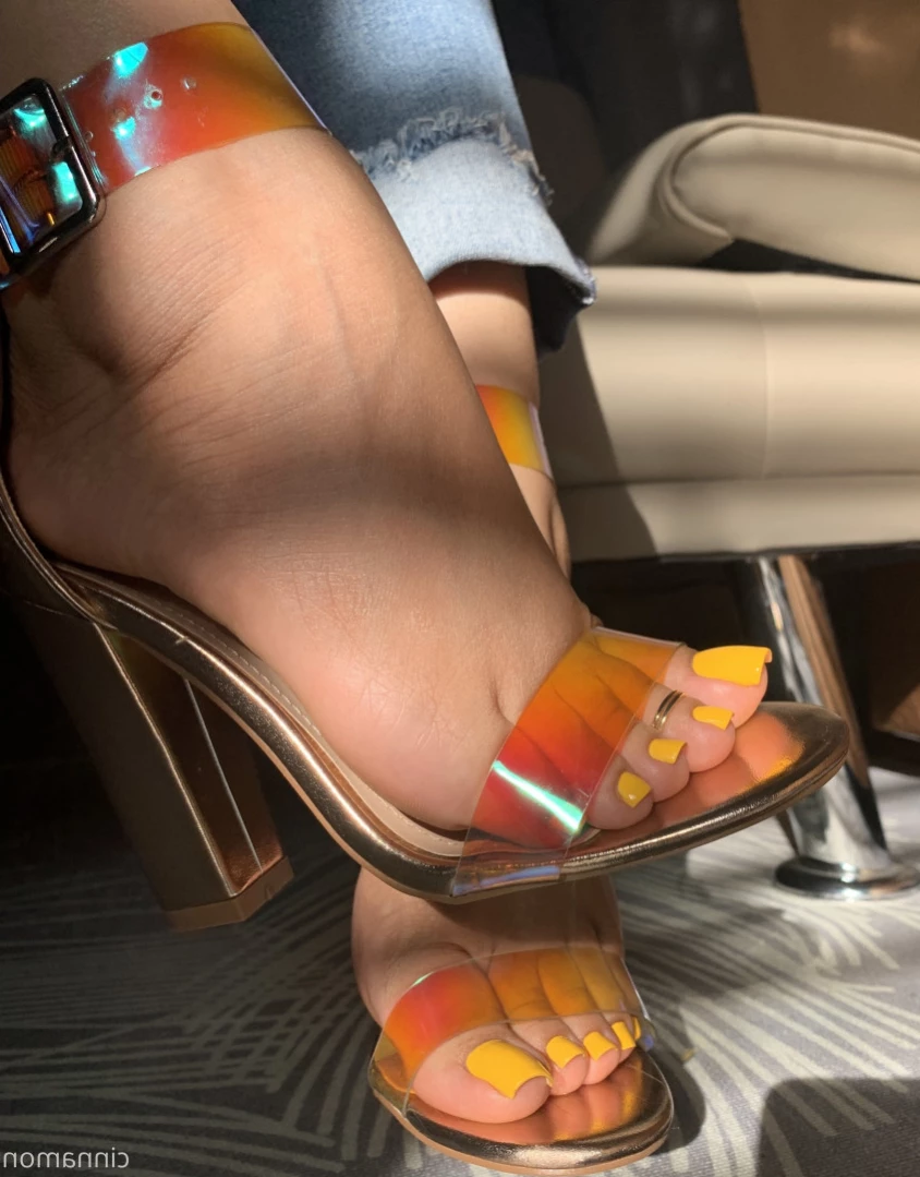 Goddess Cinnamon VIP👣👸🏻 [ cinnamonfeet2 ] Onlyfans leaked photo 11116835 on Hotleaks.tv