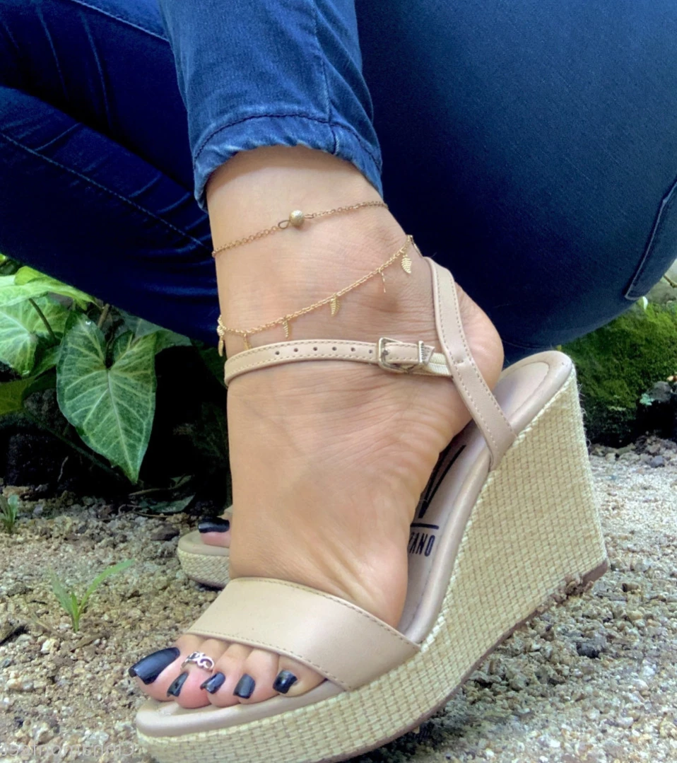 Goddess Cinnamon VIP👣👸🏻 [ cinnamonfeet2 ] Onlyfans leaked photo 11116983 on Hotleaks.tv