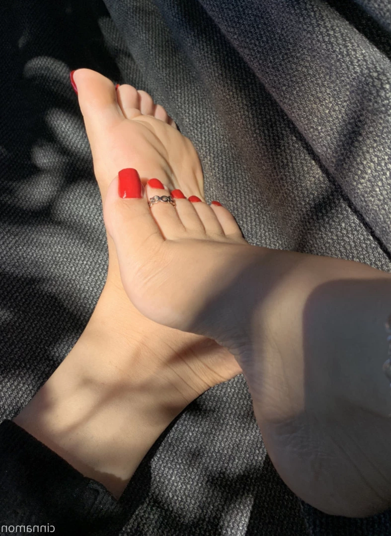Goddess Cinnamon VIP👣👸🏻 [ cinnamonfeet2 ] Onlyfans leaked photo 11117486 on Hotleaks.tv