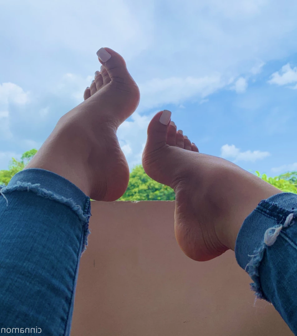 Goddess Cinnamon VIP👣👸🏻 [ cinnamonfeet2 ] Onlyfans leaked photo 12498098 on Hotleaks.tv