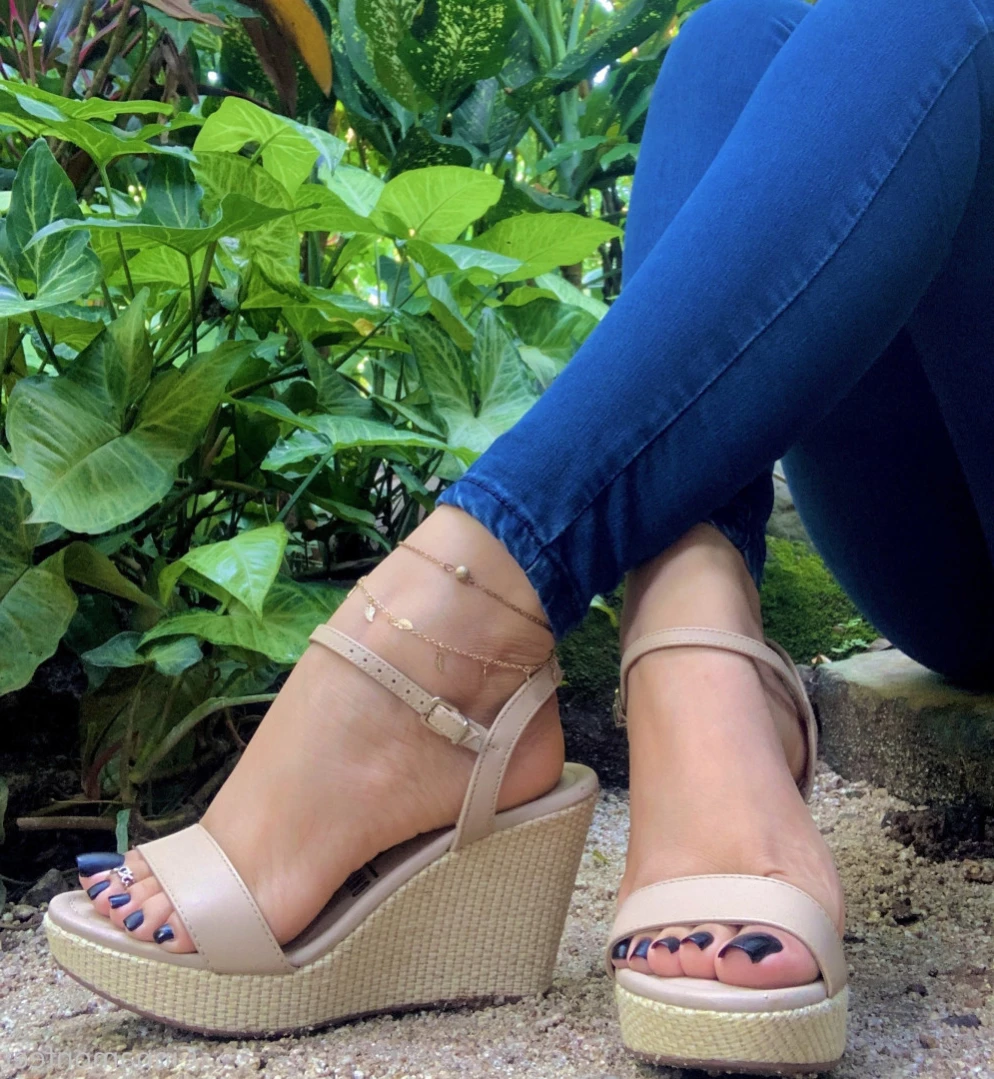 Goddess Cinnamon VIP👣👸🏻 [ cinnamonfeet2 ] Onlyfans leaked photo 12778975 on Hotleaks.tv