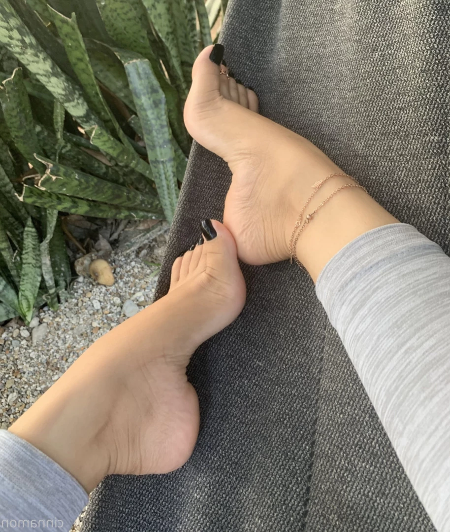 Goddess Cinnamon VIP👣👸🏻 [ cinnamonfeet2 ] Onlyfans leaked photo 12779178 on Hotleaks.tv