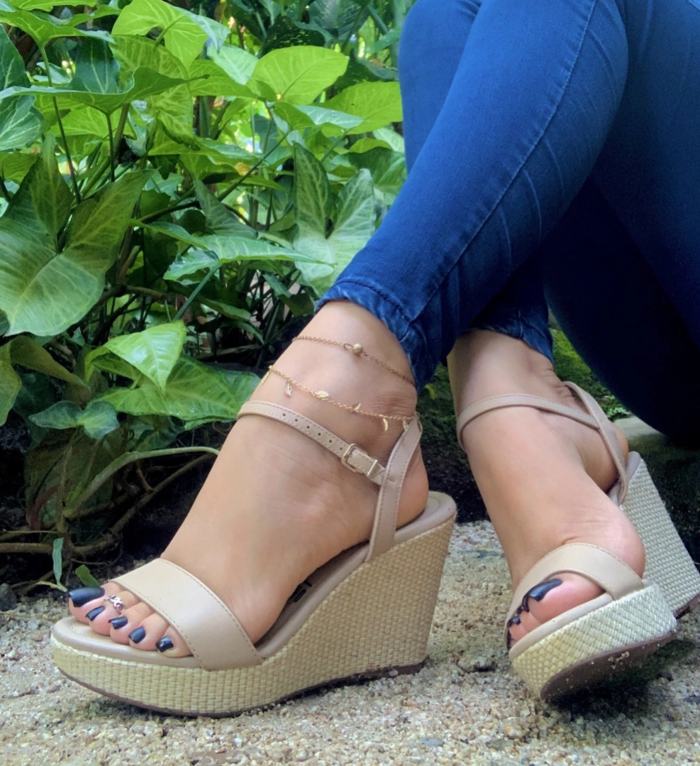 Goddess Cinnamon VIP👣👸🏻 [ cinnamonfeet2 ] Onlyfans leaked photo 12780136 on Hotleaks.tv