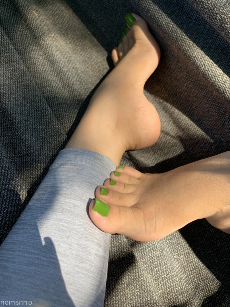 Goddess Cinnamon VIP👣👸🏻 [ cinnamonfeet2 ] Onlyfans leaked photo 13137531 on Hotleaks.tv