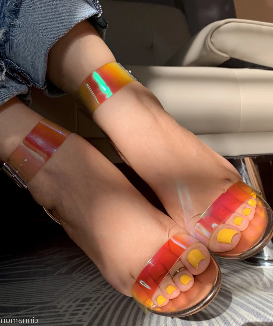 Goddess Cinnamon VIP👣👸🏻 [ cinnamonfeet2 ] Onlyfans leaked photo 13160678 on Hotleaks.tv