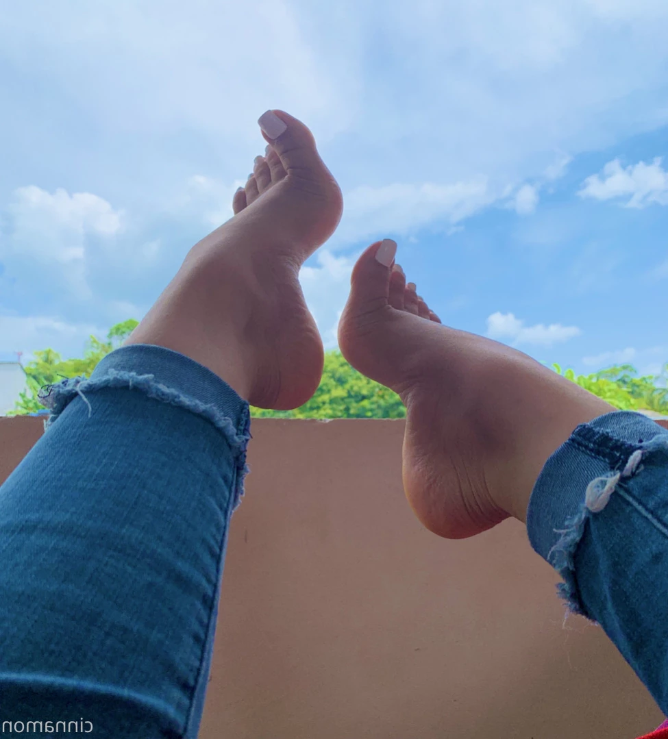Goddess Cinnamon VIP👣👸🏻 [ cinnamonfeet2 ] Onlyfans leaked photo 13308264 on Hotleaks.tv