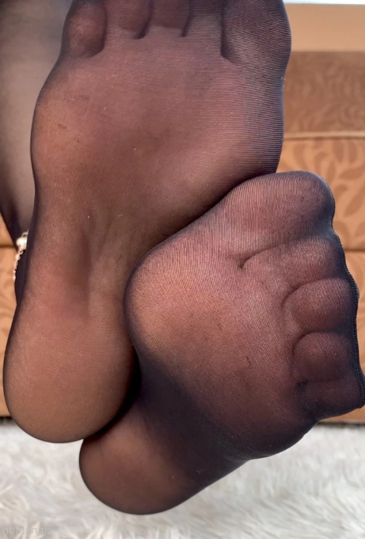 Goddess Cinnamon VIP👣👸🏻 [ cinnamonfeet2 ] Onlyfans leaked photo 13429355 on Hotleaks.tv