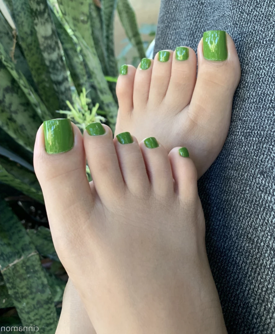 Goddess Cinnamon VIP👣👸🏻 [ cinnamonfeet2 ] Onlyfans leaked photo 13603086 on Hotleaks.tv