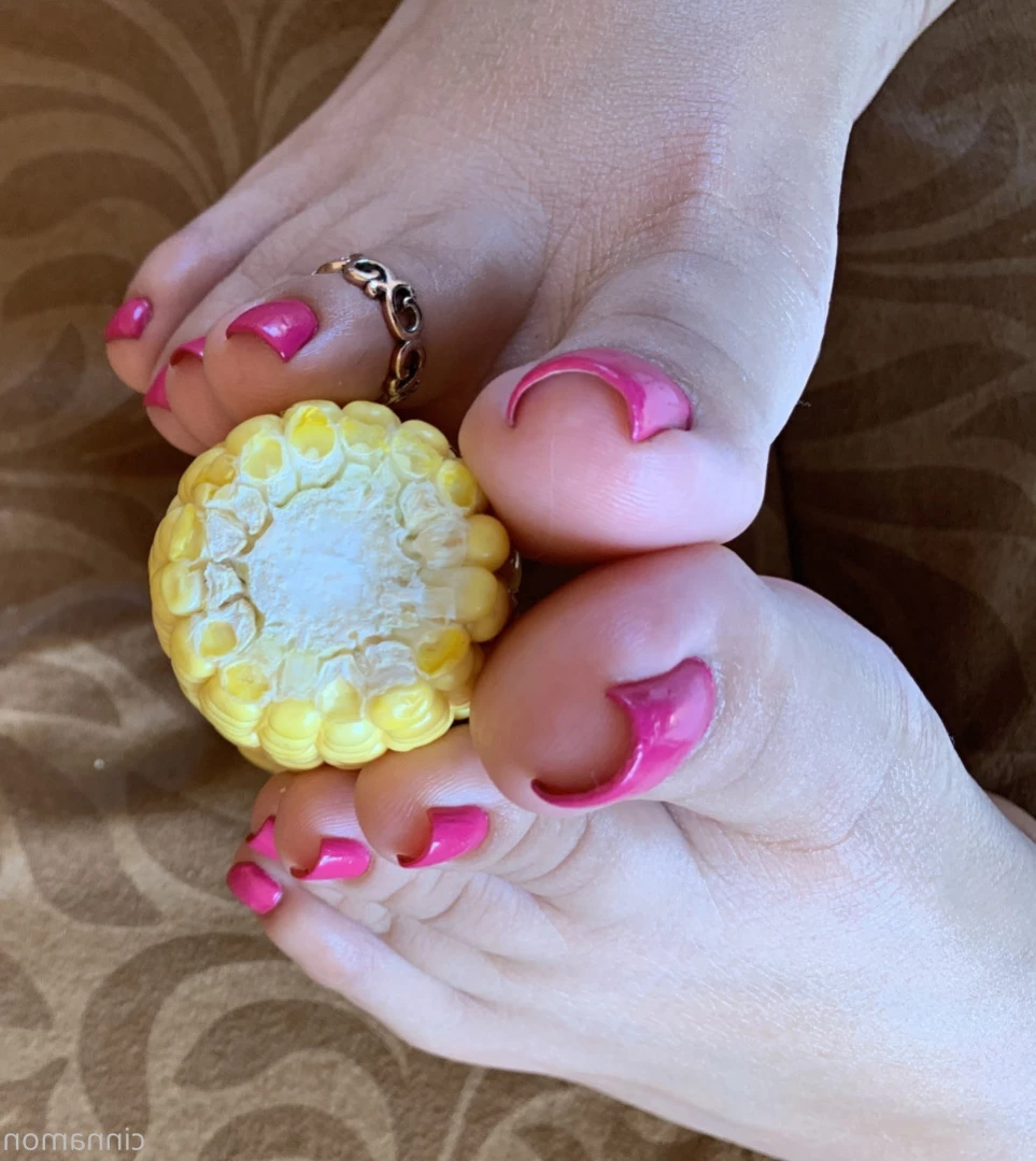 Goddess Cinnamon VIP👣👸🏻 [ cinnamonfeet2 ] Onlyfans leaked photo 13789978 on Hotleaks.tv