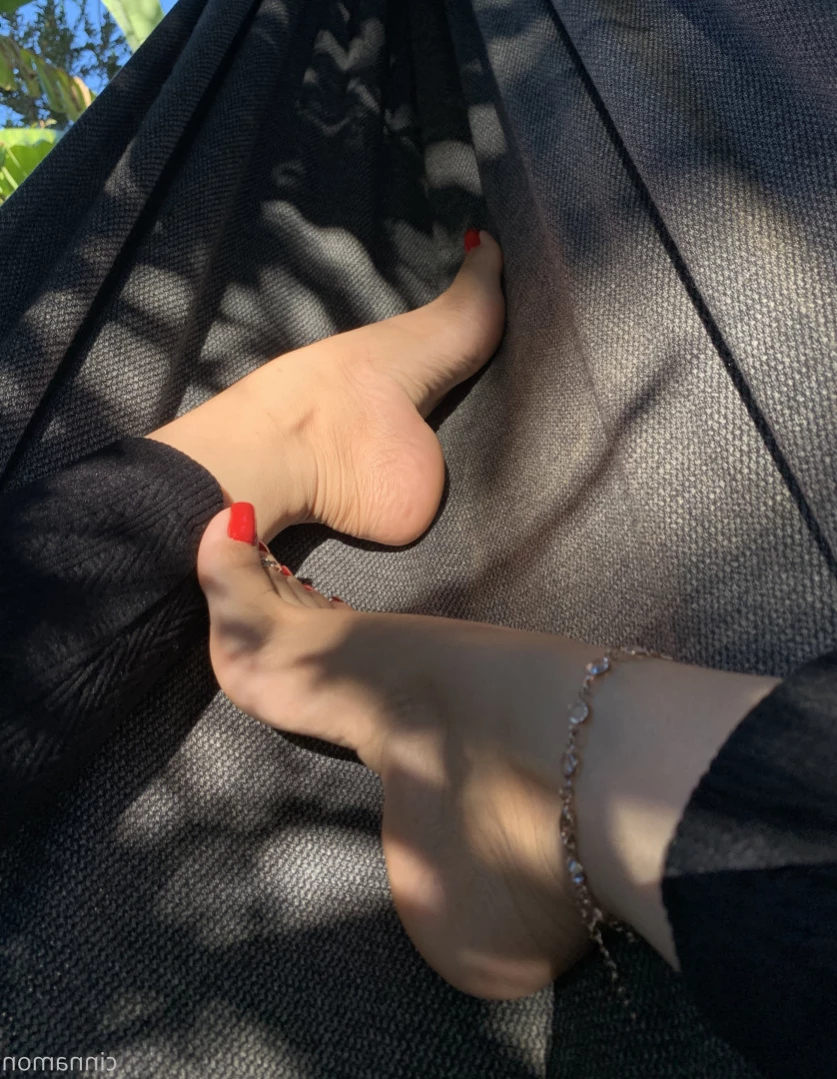 Goddess Cinnamon VIP👣👸🏻 [ cinnamonfeet2 ] Onlyfans leaked photo 14217383 on Hotleaks.tv