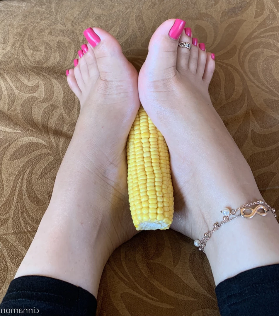 Goddess Cinnamon VIP👣👸🏻 [ cinnamonfeet2 ] Onlyfans leaked photo 14553251 on Hotleaks.tv