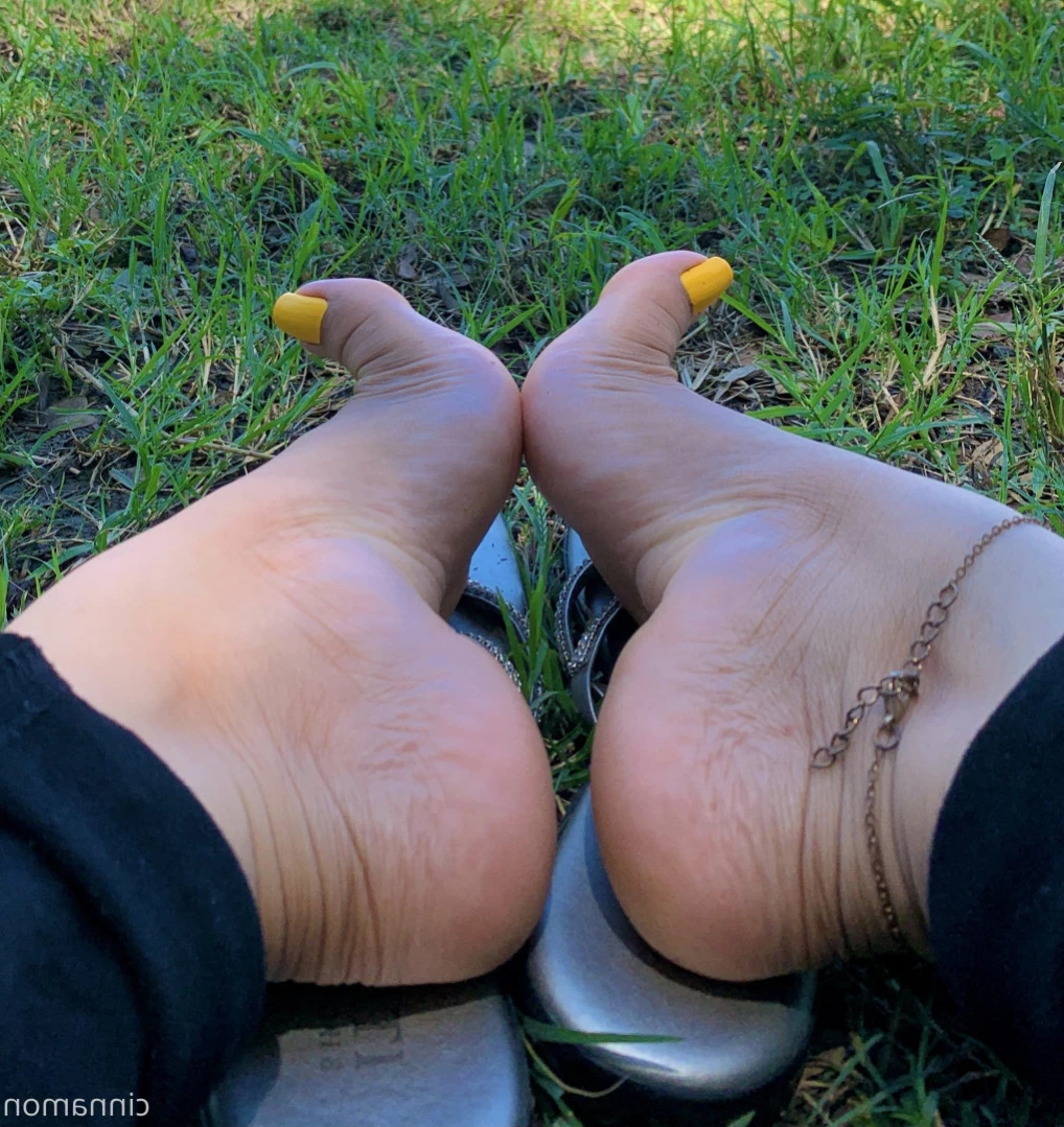 Goddess Cinnamon VIP👣👸🏻 [ cinnamonfeet2 ] Onlyfans leaked photo 14993952 on Hotleaks.tv