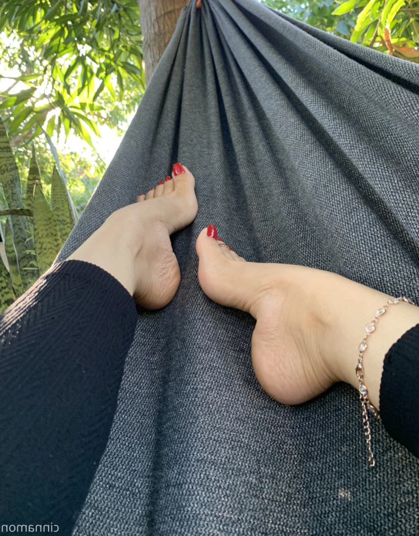 Goddess Cinnamon VIP👣👸🏻 [ cinnamonfeet2 ] Onlyfans leaked photo 15341700 on Hotleaks.tv