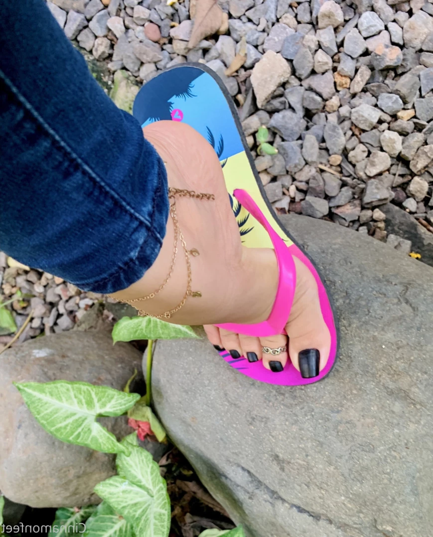 Goddess Cinnamon VIP👣👸🏻 [ cinnamonfeet2 ] Onlyfans leaked photo 15383632 on Hotleaks.tv