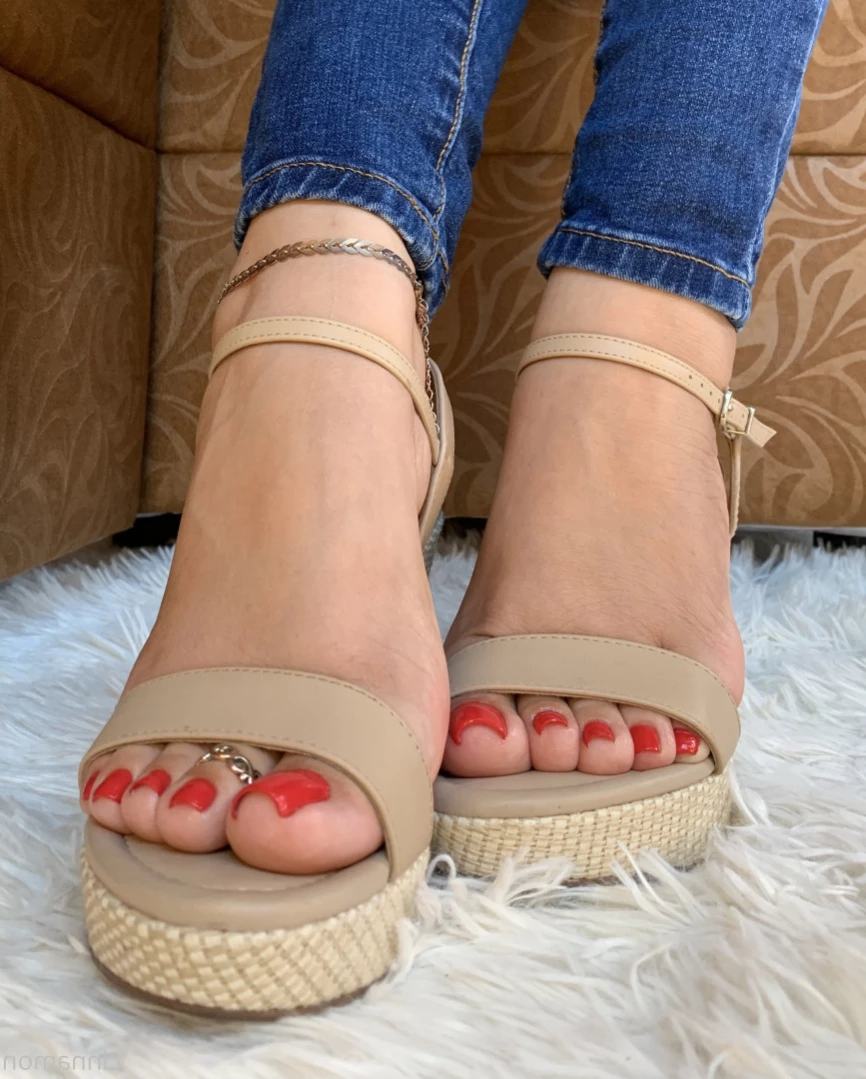 Goddess Cinnamon VIP👣👸🏻 [ cinnamonfeet2 ] Onlyfans leaked photo 15383710 on Hotleaks.tv