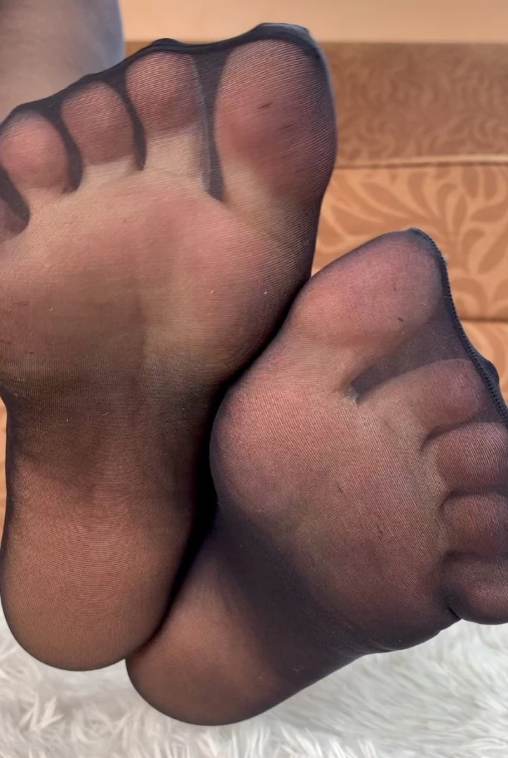 Goddess Cinnamon VIP👣👸🏻 [ cinnamonfeet2 ] Onlyfans leaked photo 15941839 on Hotleaks.tv