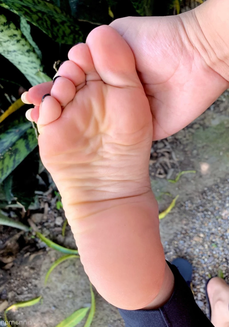 Goddess Cinnamon VIP👣👸🏻 [ cinnamonfeet2 ] Onlyfans leaked photo 16225278 on Hotleaks.tv