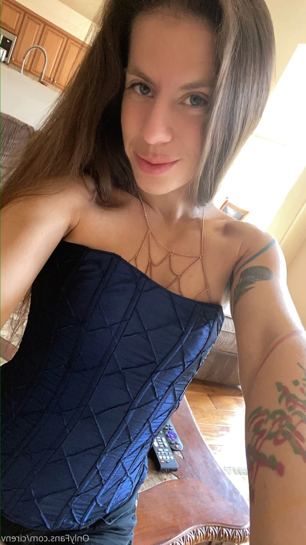 Ciren Verde [ cirenv ] Onlyfans leaked photo 9006288 on Hotleaks.tv