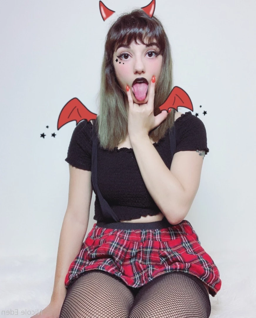 Claire Moon [ clairemoonxx ] Onlyfans leaked photo 11121165 on Hotleaks.tv