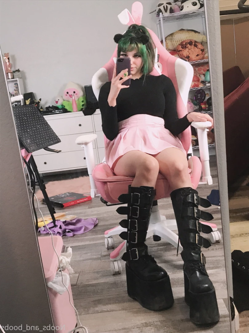 Claire Moon [ clairemoonxx ] Onlyfans leaked photo 14998587 on Hotleaks.tv