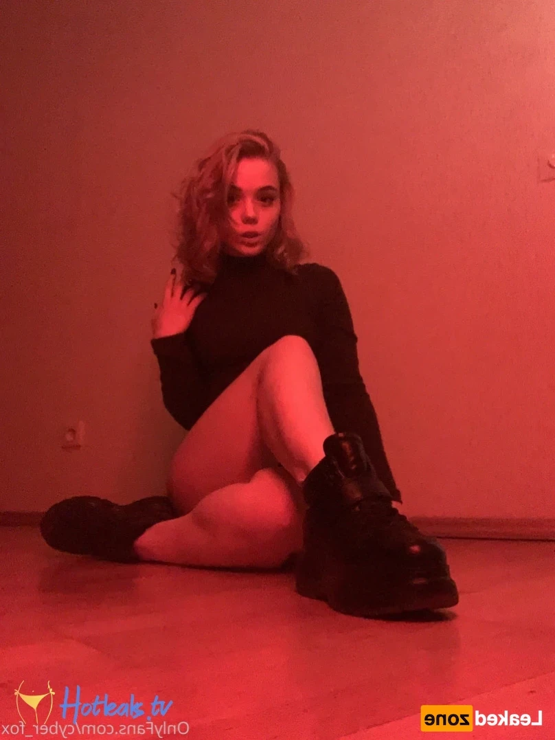 onlyfox.me [ cyber_fox ] Onlyfans leaked photo 15092095 on Hotleaks.tv