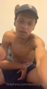 8337400