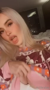 1620569