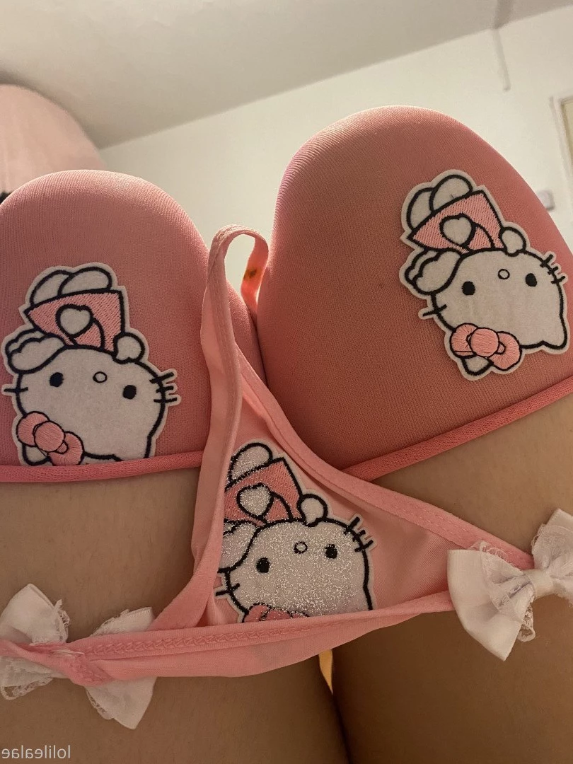 £3 MAGICAL BRITISH PUSSY 👅 [ leaunlockedx ] Onlyfans leaked photo 675437 on Hotleaks.tv