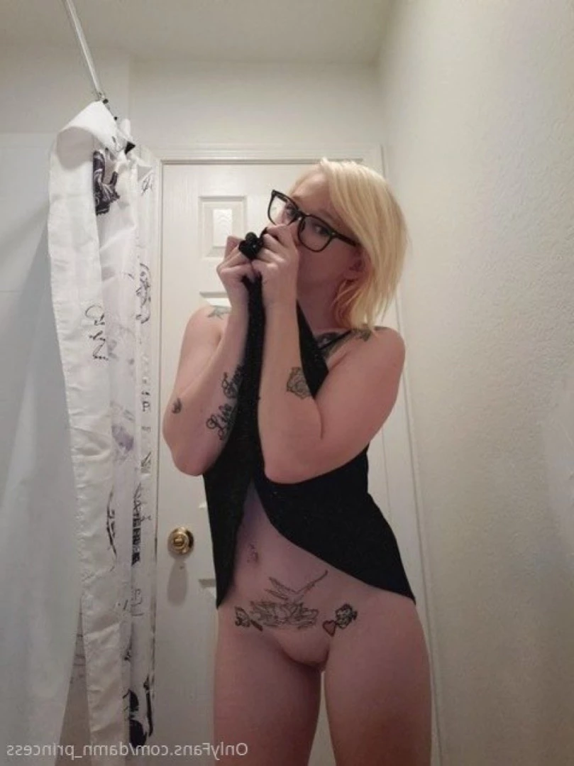 Oh, Lilly [ damn_princess ] Onlyfans leaked photo 15450450 on Hotleaks.tv