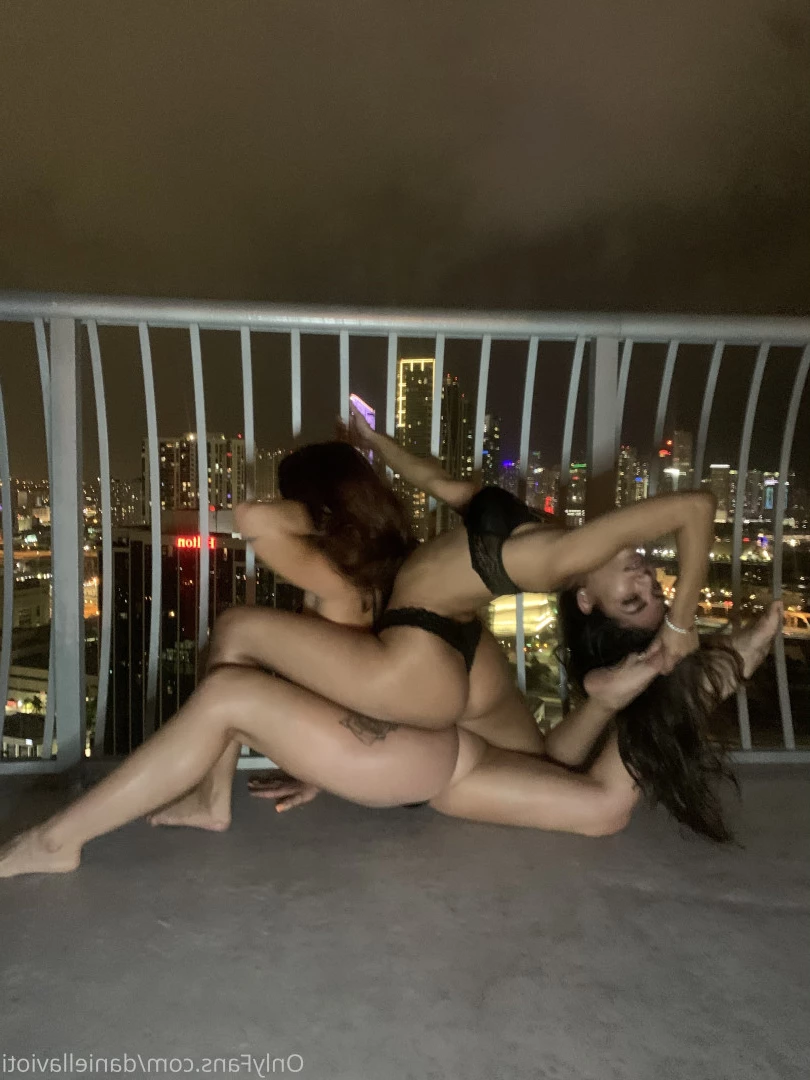 Petite middle eastern babe💖 [ daniellavioti ] Onlyfans leaked photo 9186353 on Hotleaks.tv