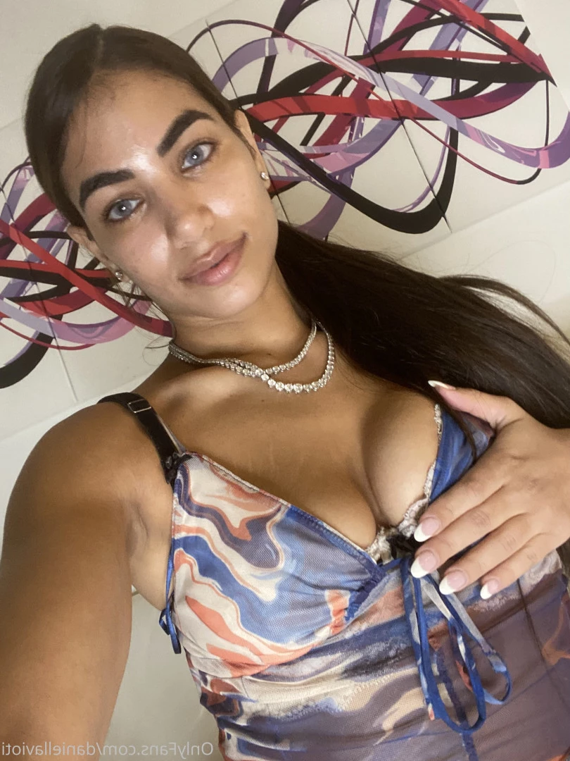 Petite middle eastern babe💖 [ daniellavioti ] Onlyfans leaked photo 9188371 on Hotleaks.tv