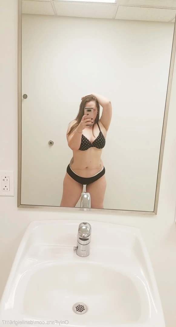 Dani Leigh [ danileighxoxo ] Onlyfans leaked photo 13054954 on Hotleaks.tv