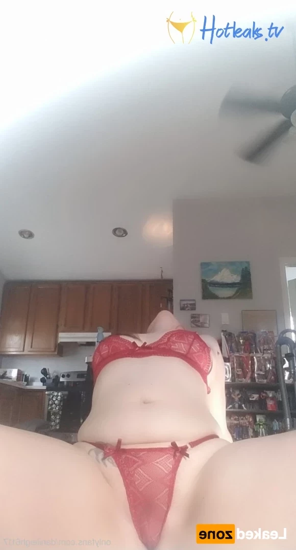Dani Leigh [ danileighxoxo ] Onlyfans leaked photo 14846205 on Hotleaks.tv