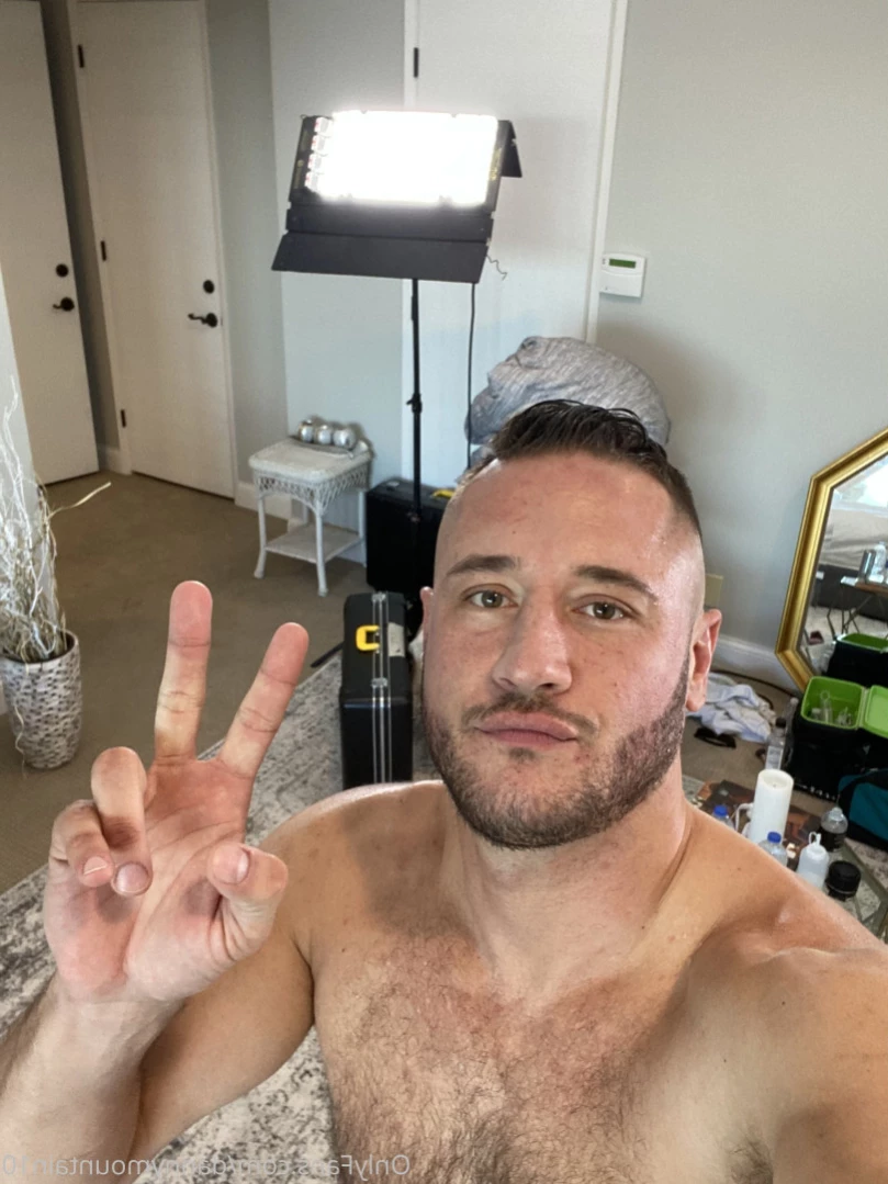 Danny Mountain [ dannymountain10 ] Onlyfans leaked photo 14195297 on Hotleaks.tv