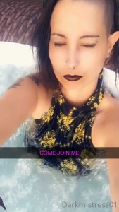 8327733