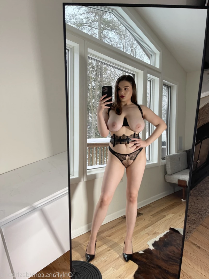 Dasha [ dashbond ] Onlyfans leaked photo 13892385 on Hotleaks.tv