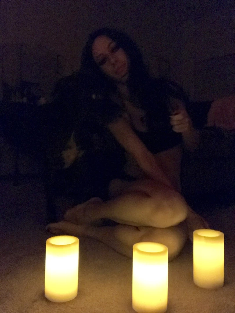 dawnavril Onlyfans leaked photo 14939392 on Hotleaks.tv