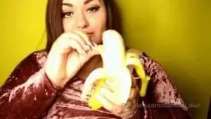Destiny Diaz [ ddestiny_diaz ] Onlyfans leaked video 8326131 on Hotleaks.tv