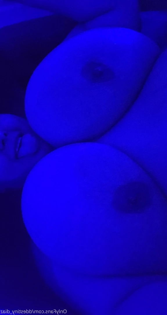 Destiny Diaz [ ddestiny_diaz ] Onlyfans leaked photo 9003909 on Hotleaks.tv