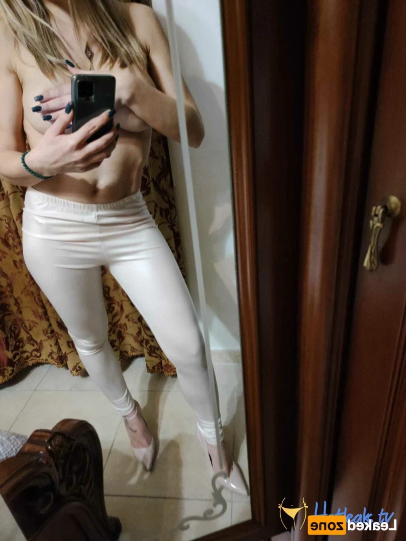 dea_annette Onlyfans leaked photo 13914375 on Hotleaks.tv