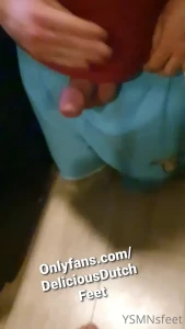 8322642