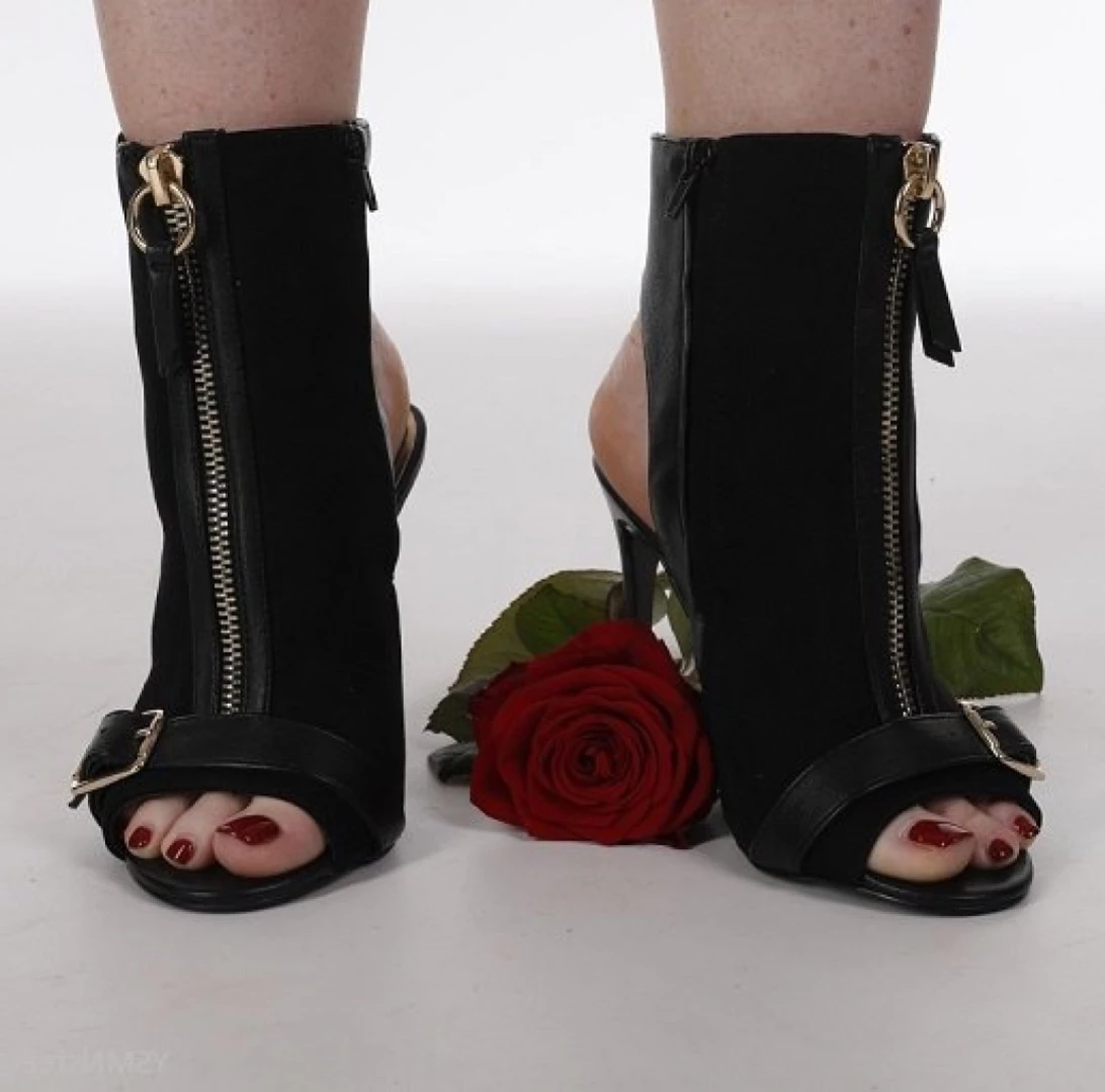 deliciousdutchfeet Onlyfans leaked photo 11014346 on Hotleaks.tv
