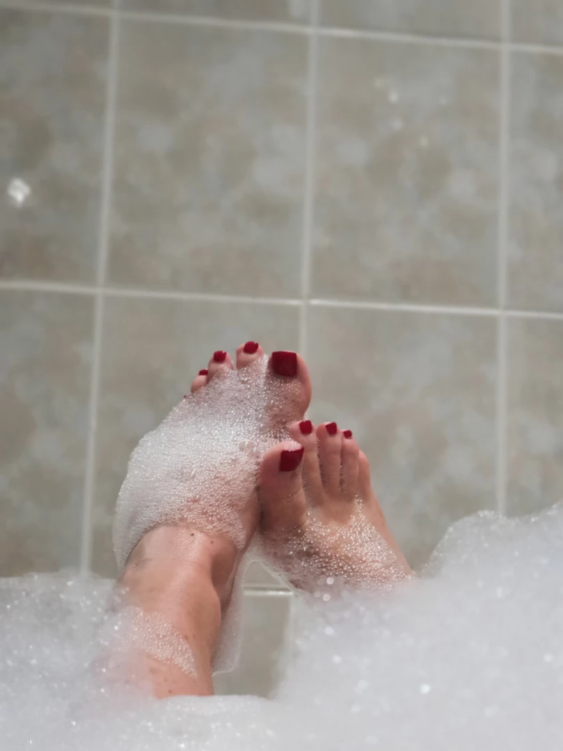 deliciousdutchfeet Onlyfans leaked photo 12719174 on Hotleaks.tv