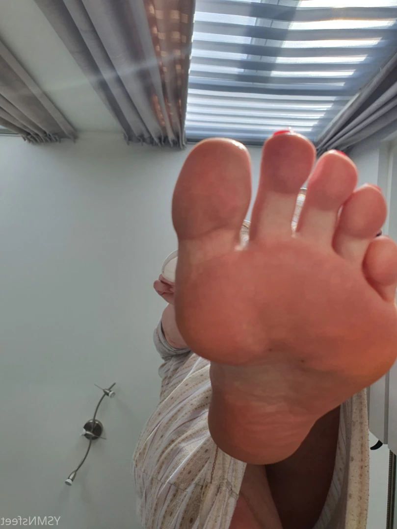 deliciousdutchfeet Onlyfans leaked photo 13896887 on Hotleaks.tv