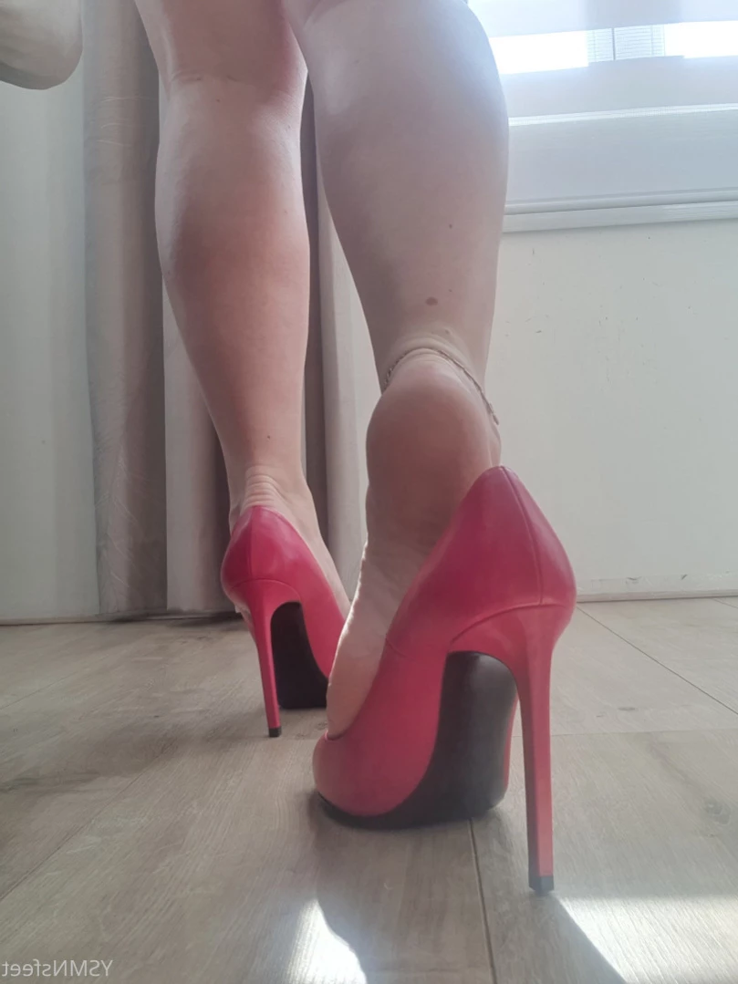 deliciousdutchfeet Onlyfans leaked photo 13910605 on Hotleaks.tv